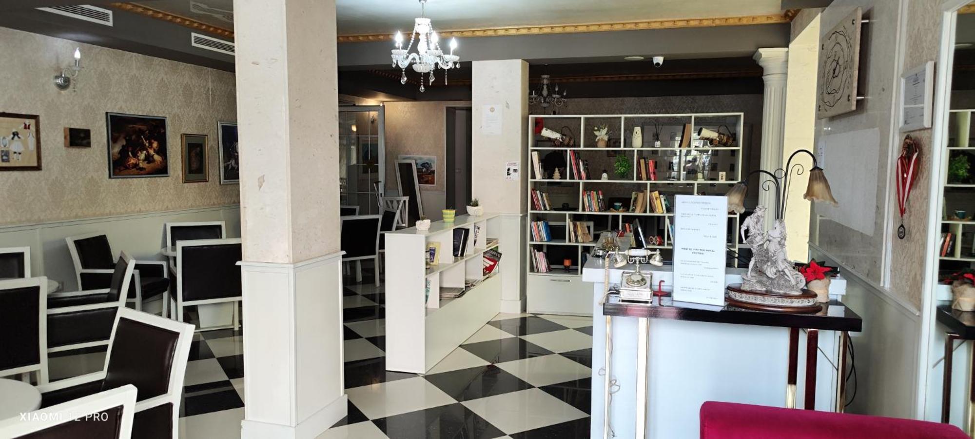 Hotel Kastria Tiran Dış mekan fotoğraf