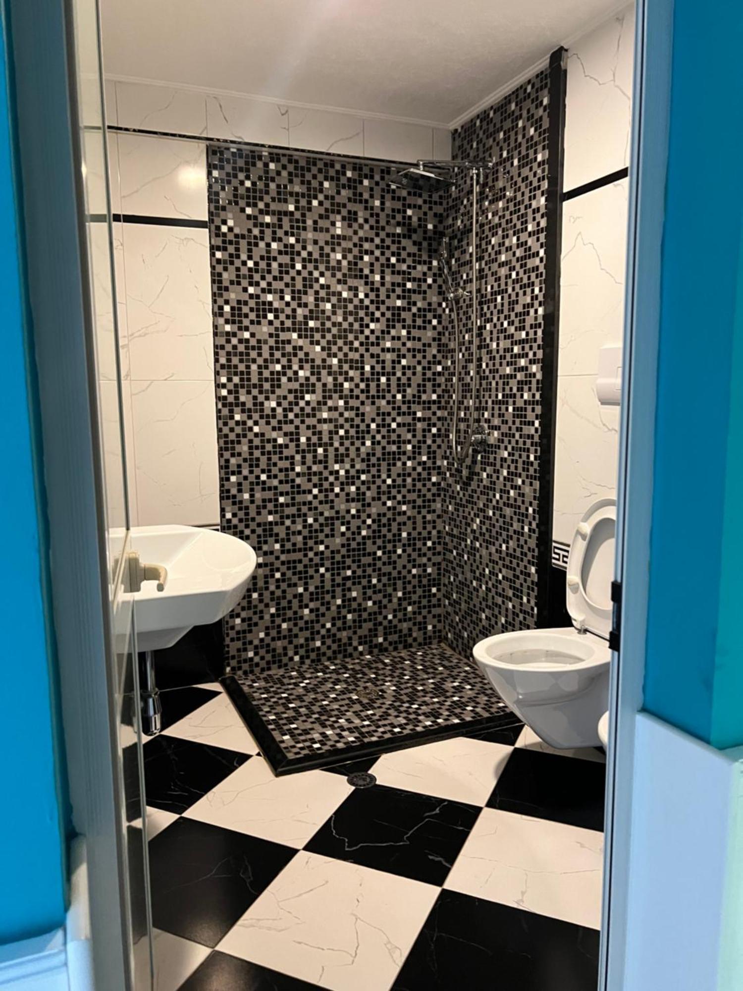 Hotel Kastria Tiran Dış mekan fotoğraf