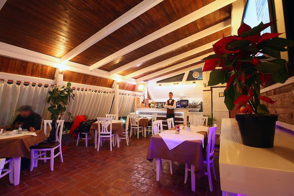 Hotel Kastria Tiran Dış mekan fotoğraf