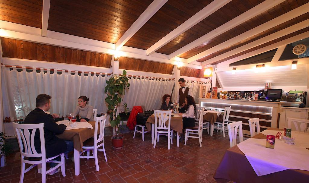 Hotel Kastria Tiran Dış mekan fotoğraf
